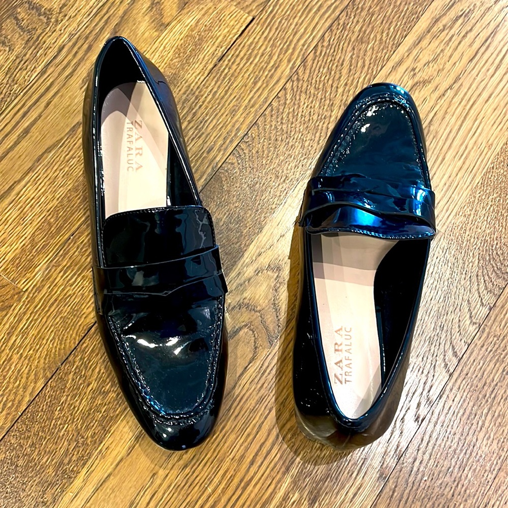 Patent leather shoes